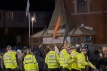 பிரித்தானியாவில் இந்து ஆலயம் மீது தாக்குதல் - 46 பேர் வரையில் கைது