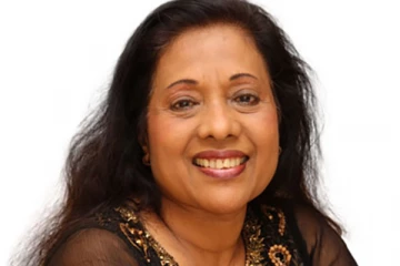 මෙරට ප්‍රවීණ නිළියක් අවසන් ගමන් යයි..