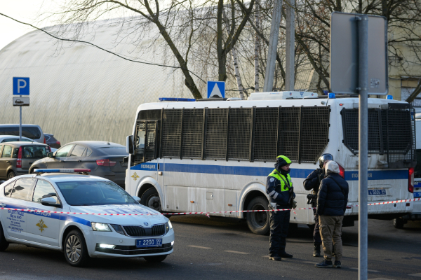 மொஸ்கோவில் இடம்பெற்ற குண்டு வெடிப்பில் மூவர் பலி | Three People Were Killed In A Bomb Blast In Moscow