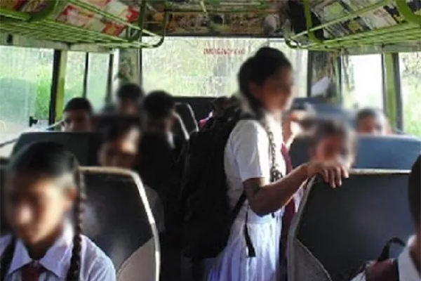 பாடசாலை போக்குவரத்து : அறிமுகமாக உள்ள புதிய வழிகாட்டுதல் | Govt New Guidelines For School Transport