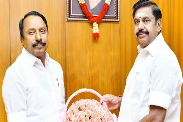 விஜய்யின் தவெகவில் இணையும் செங்கோட்டையன்? அரசியல் வட்டாரத்தில் பரபரப்பு | Debate Sparks Sengottaiyan To Join In Vijay Tvk