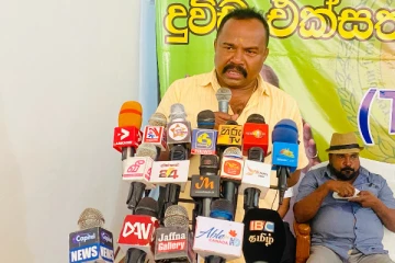 நாடாளுமன்றத்தில் எம்.பிக்கள் அநாகரீகமாக நடந்து கொள்வதாக கருணா குற்றச்சாட்டு