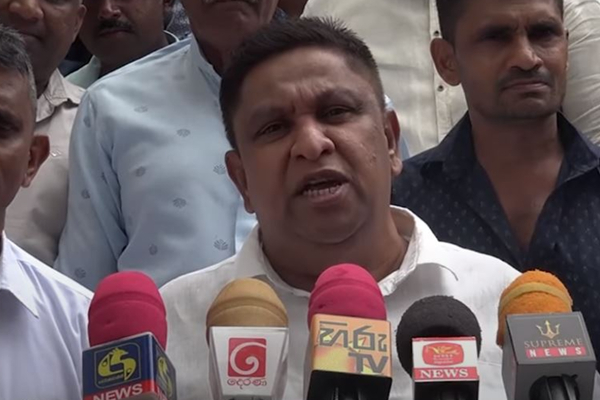 மட்டற்ற மகிழ்ச்சியில் மகிந்த: அனுதாபங்களுக்கு பதில் வழங்கிய எம்.பி | Mahinda Is Doing Better Than Before