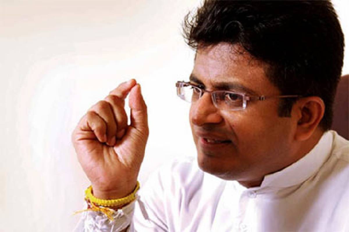 ஞானசாரதேரரின் காவியுடை களைவு அரசாங்கத்தின் முடிவின் ஆரம்பம் :எச்சரிக்கும் கம்மன்பில | Gnanasara Removal Uniform Gammanpila ஞானசாரதேரரின் காவியுடை களைவு அரசாங்கத்தின் முடிவின் ஆரம்பம் :எச்சரிக்கும் கம்மன்பில | Gnanasara Removal Uniform Gammanpila