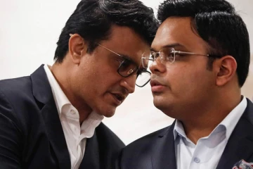 பாஜகவில் சேர்ந்தால்தான் பதவியா? கண்டுக்காத கங்குலி - காட்டத்தில் ரசிகர்கள்!