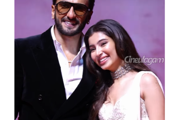 பேபி சாராவா இது.. டாப் பாலிவுட் ஹீரோவுக்கு ஜோடியாக இருக்கும் லேட்டஸ்ட் வீடியோ | Sara Arjun Now Bollywood Heroine பேபி சாராவா இது.. டாப் பாலிவுட் ஹீரோவுக்கு ஜோடியாக இருக்கும் லேட்டஸ்ட் வீடியோ | Sara Arjun Now Bollywood Heroine