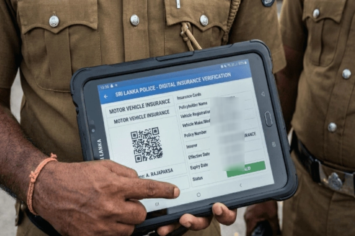 டிஜிட்டல் காப்பீட்டு அட்டைகளை பயன்படுத்தும் சாரதிகளுக்கு அவசர அறிவிப்பு | Police Clarification On Digital Insurance Card டிஜிட்டல் காப்பீட்டு அட்டைகளை பயன்படுத்தும் சாரதிகளுக்கு அவசர அறிவிப்பு | Police Clarification On Digital Insurance Card