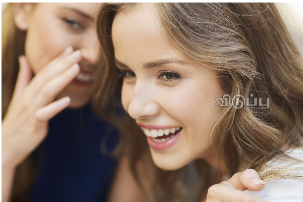 சொகுசு வாழ்க்கைக்காக அட்ஜெஸ்ட்மெண்ட் செய்ய டார்ச்சர் செய்த அம்மா!! ஓட்டம் பிடித்த நடிகை | The Mother Who Sold The Actress For Money