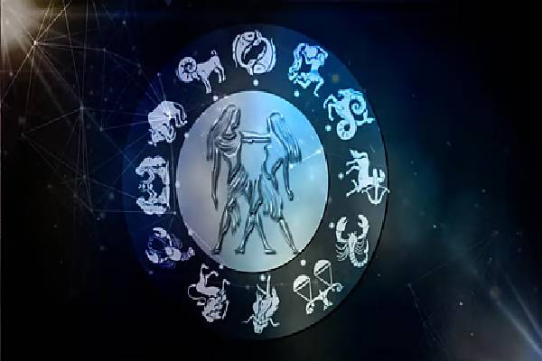 செவ்வாய் சுக்கிரன் உருவாக்கும் தனசக்தி ராஜயோகம்: டாப் பலன்கள் இந்த 3 ராசிகளுக்கு தான்! | Dhansakthi Rajyog 2026 Who Get Rich Life செவ்வாய் சுக்கிரன் உருவாக்கும் தனசக்தி ராஜயோகம்: டாப் பலன்கள் இந்த 3 ராசிகளுக்கு தான்! | Dhansakthi Rajyog 2026 Who Get Rich Life