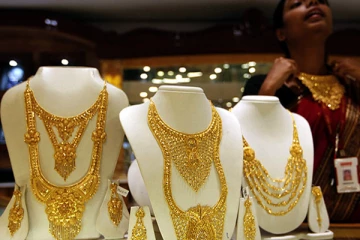 எகிறும் தங்க விலையால் கவலையில் நகைப்பிரியர்கள்!