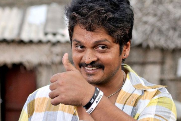 ஆண்ட்டியின் கட்டுப்பாட்டில் இருந்த கரண்.. பட வாய்ப்பு குறைய இது தான் காரணமா? | Actor Karan Lost Movie Chance Due To Aunty ஆண்ட்டியின் கட்டுப்பாட்டில் இருந்த கரண்.. பட வாய்ப்பு குறைய இது தான் காரணமா? | Actor Karan Lost Movie Chance Due To Aunty