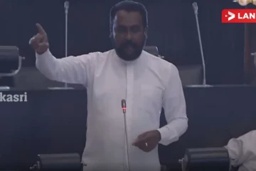 சமுத்தித்த மற்றும் ஹிருனிக்காவின் வீடுகளின் மீது மலக்கழிவை எறிந்தவர் ஒருவரா? விசாரணையை கோரும் எதிர்கட்சி!