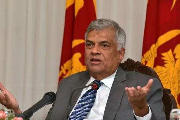 அரசியல் ஆட்டத்தை ஆரம்பித்த ரணில் : சூடு பிடிக்கும் அரசியல் களம் | Ranil Started Politics Strategy