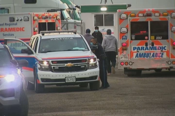 லொறியில் டயர் மாற்றிக் கொண்டிருந்த நபர்... கண்ணிமைக்கும் நொடியில் நடந்த சம்பவம்