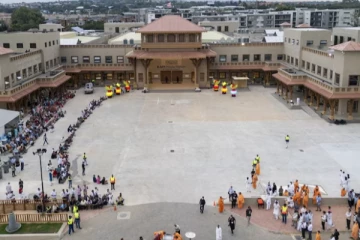 ஆப்பிரிக்காவில் பிரம்மாண்ட இந்து கோவில்;மூலவர் யார் தெரியுமா? வரலாற்றில் ஒரு மைல்கல்!