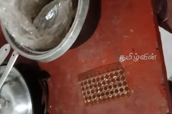 முல்லைத்தீவு பகுதியில் மீட்கப்பட்ட துப்பாக்கி ரவைகள் (Photo) | Mullaithivu Gunshots That Burst House