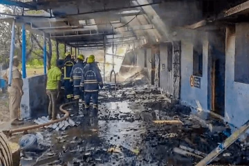 රතිඤ්ඤා කම්හලක පිපිරීමකින් පුද්ගලයින් 23 දෙනෙකු දැවී අළු වෙයි