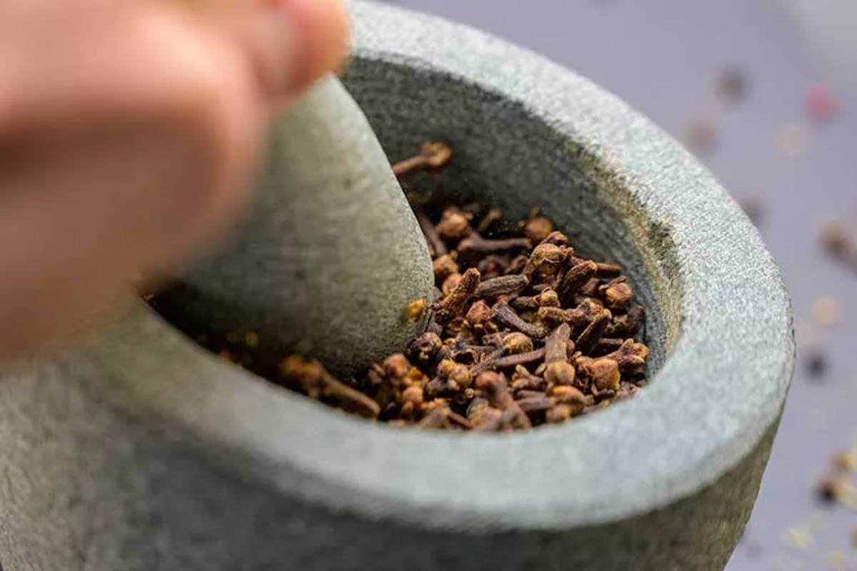 தினமும் ஒரு கப் கிராம்பு நீர்.., கிடைக்கும் நன்மைகள் என்னென்ன? | Health Benefits Of Drink Clove Water