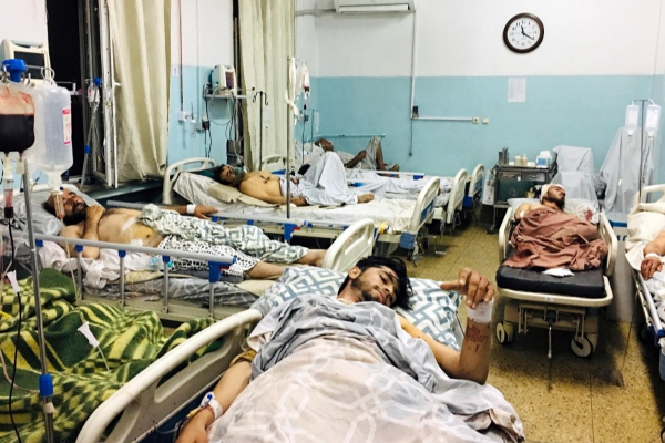 காபூல் வெடிகுண்டு தாக்குதலில் சிக்கி பலியான பிரித்தானியர்கள்: வெளிவரும் புதிய தகவல் | Adults Child Among Kabul Airport Dead