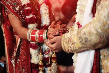 நீண்ட நேரமாகியும் வராத மணமகன்: கவலையடைந்த மணபெண் வீட்டார்! பரபரப்பு சம்பவம்