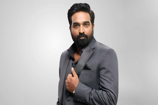 பிக்பாஸ் அரோராவின் தனி வீடியோவிற்கு மாதம் 
