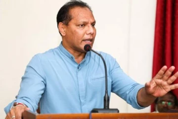 அமைச்சர் நாமலுக்கு எதிராக சூளுரைத்த தயாசிறி ஜயசேகர!