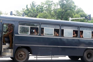 பொலிஸ் பஸ்ஸின் டீசலை ஆட்டையைப்போட்ட சாரதி!