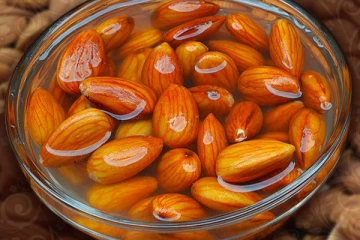 பாதாமை ஏன் ஊற வைத்து சாப்பிடனும்? ஒரு நாளைக்கு எத்தனை சாப்பிடனும்?