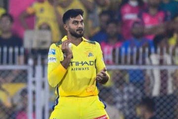 ராஜஸ்தான் அணிக்கு எதிரான போட்டியில் வினோத சாதனை படைத்த விஜய் சங்கர்