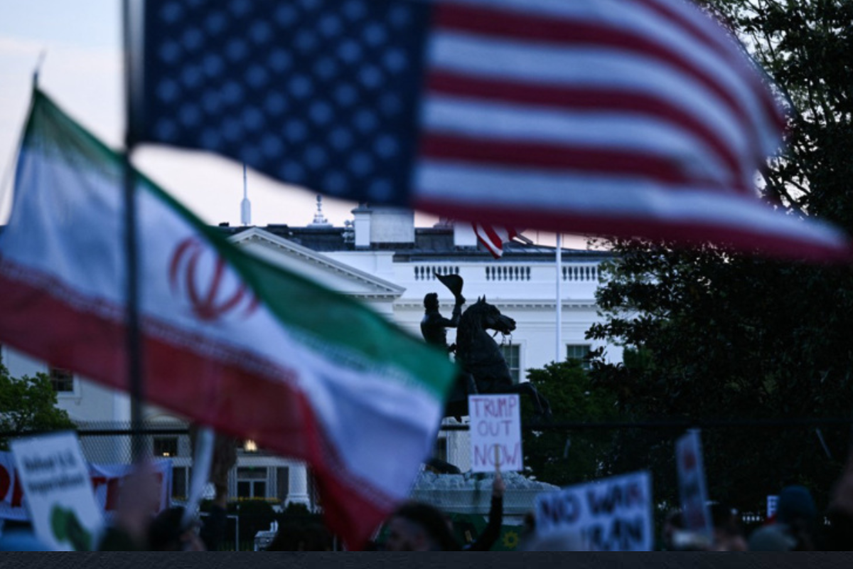 சற்று முன்னர் ஈரானிய தீவில் வெடிப்புச் சத்தம்.. வெளியான பரபரப்பு தகவல் | Mehr Agency Reports Explosions Iran Sirri Island