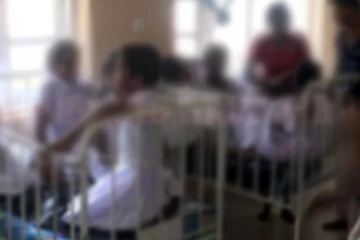 රෝහල් ඖෂධ ලබා ගත් සිසුන්ට හදිසියේම සිදුවූ දේ.. කිහිප දෙනෙකුම රෝහලේ