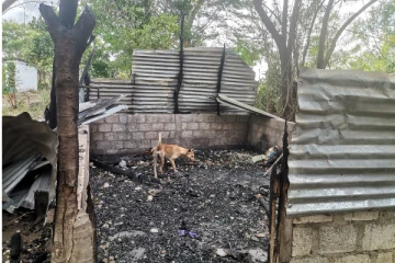 திருகோணமலையில் வீடொன்று தீக்கிரை - அனைத்து பொருட்களும் சேதம்