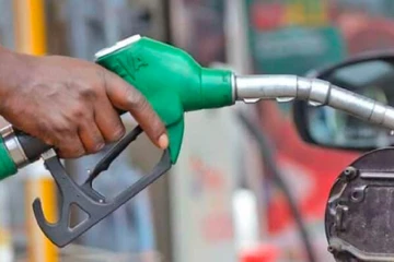 තෙල් ගැන බය වුණ අයට සුභ ආරංචියක් - රජයෙන්ම පැහැදිලි උත්තරයක්