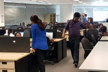 வேலை நிறுத்தத்தில் ஈடுபடாத அரச ஊழியர்களுக்கு 10 000 ரூபாய்!