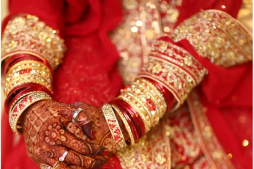 புது பட்டுப்புடவையிலேயே மண்டபத்தில் தூக்கில் தொங்கிய மணமகள் - நடந்தது என்ன!