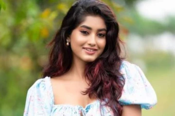 அட காற்றுக்கென்ன வேலி சீரியல் பிரியங்காவா இது?- லேட்டஸ்ட் இன்ஸ்டா புகைப்படங்கள்