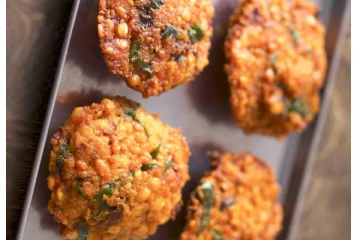 சூடான.. சுவையான.. மொறு மொறு மசால் வடை இப்படி செஞ்சா சுவை அள்ளும்!