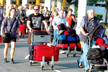 செப்டெம்பரில் நாட்டுக்கு வந்த ஒரு லட்சம் பேர்!