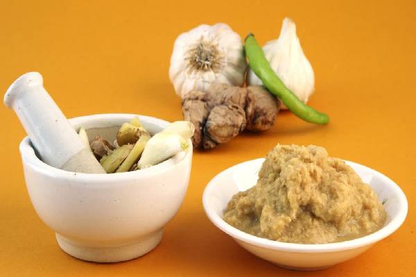 வீட்டில் தயாரித்த இஞ்சி-பூண்டு விழுது: நீண்ட நாள் கெடாமல் பாதுகாக்க சூப்பர் டிப்ஸ்! | How To Preserve Homemade Ginger Garlic Paste வீட்டில் தயாரித்த இஞ்சி-பூண்டு விழுது: நீண்ட நாள் கெடாமல் பாதுகாக்க சூப்பர் டிப்ஸ்! | How To Preserve Homemade Ginger Garlic Paste