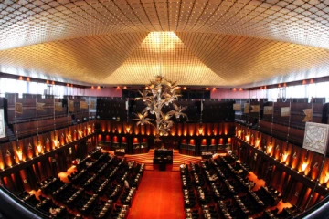 நாடாளுமன்றத்தில் அறிமுகப்படுத்தப்பட்டுள்ள புதிய நடைமுறை