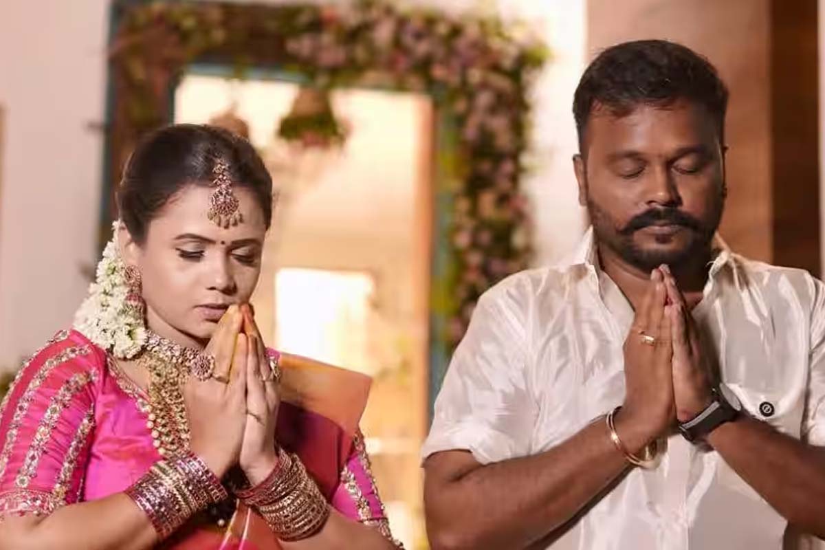 மணிமேகலையின் புதிய வீடு... இணையத்தை ஆக்கிரமிக்கும் புகைப்படம் | Anchor Manimegalai Hussaian New House Ceremony