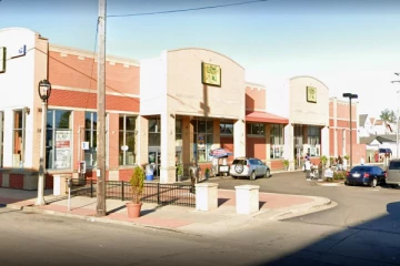 மளிகைக் கடை தகராறினால்...அமெரிக்காவில் அரங்கேறிய துப்பாக்கி சூடு: 2 பேர் பலி!