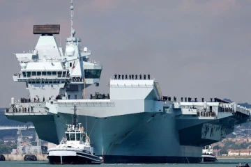 பிரித்தானியாவின் மிகப்பெரிய போர்க்கப்பல்...”மைல்கல் மிஷன்” தொழில்நுட்பக் கோளாறால் நிறுத்தம்