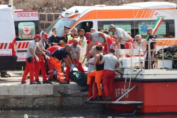 கடலில் மூழ்கிய சொகுசு படகு... இலங்கையர் ஒருவர் தொடர்பில் வெளியான தகவல்!
