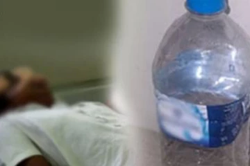 ප්ලාස්ටික් වතුර බෝතලයකින් පහර දී සිසුවෙකුමියගිය පුවත