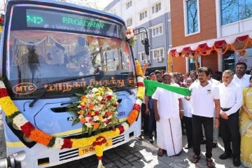 இனி பயணிகள் பணம் இல்லாமல் டிக்கெட் பெறலாம் - பேருந்தில் புதிய டெக்னாலஜி!