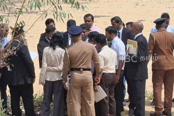 குருக்கள் மடத்திலுள்ள மனிதப் புதைகுழியை பார்வையிட்ட உயர் அதிகாரிகள் | Judge Visits Kurukkalmadam Mass Grave