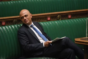 பிரித்தானியா சுகாதார செயலரால்... அமைச்சரவையில் பாதி பேருக்கு ஏற்பட்ட சிக்கல்