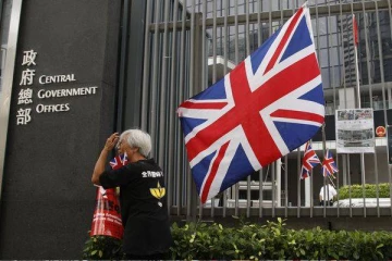 கடும் பொருளாதார மந்த நிலையால் தடுமாறும் பிரித்தானியா! புலம்பெயர்ந்த தொழிலாளர்களுக்கு அழைப்பு