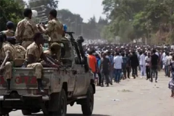 எத்தியோப்பியாவில் கிராமங்களுக்குள் புகுந்து துப்பாக்கிச்சூடு: 230 பேர் பலி- செய்திகளின் தொகுப்பு